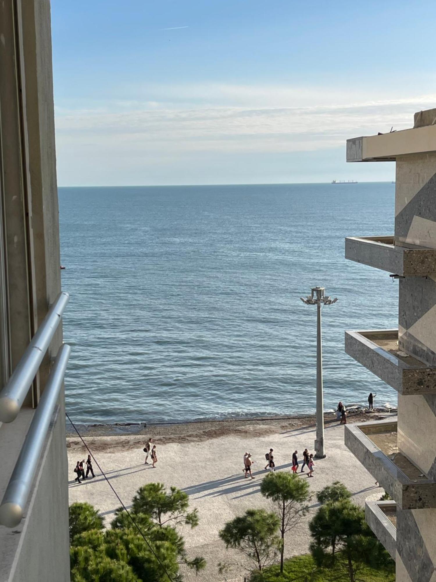 Vollga Escape * Durrës
